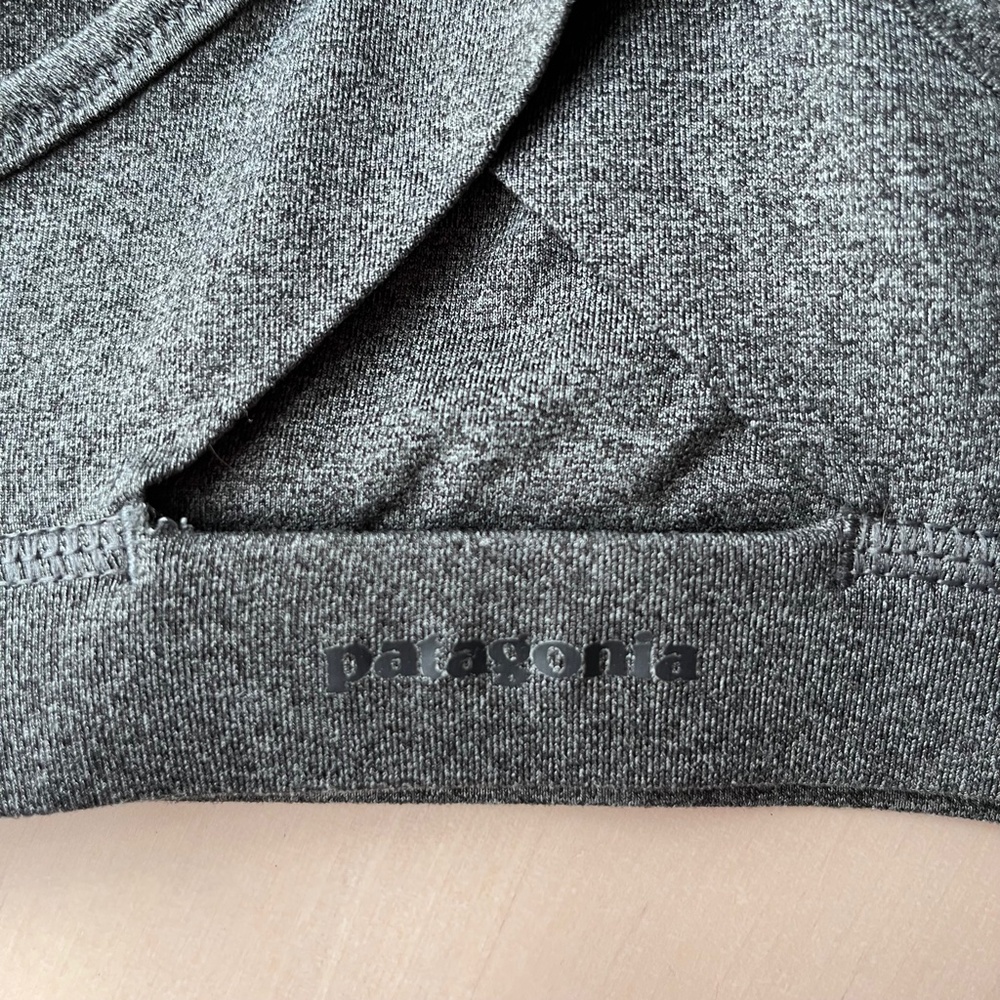 Patagonia sports bra - Picture 3 of 5